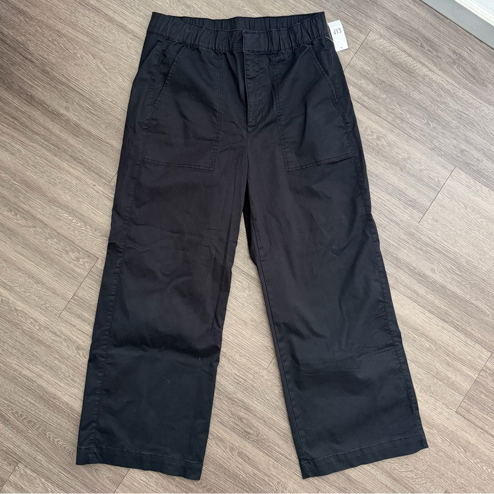 Gap wide leg cargo pants